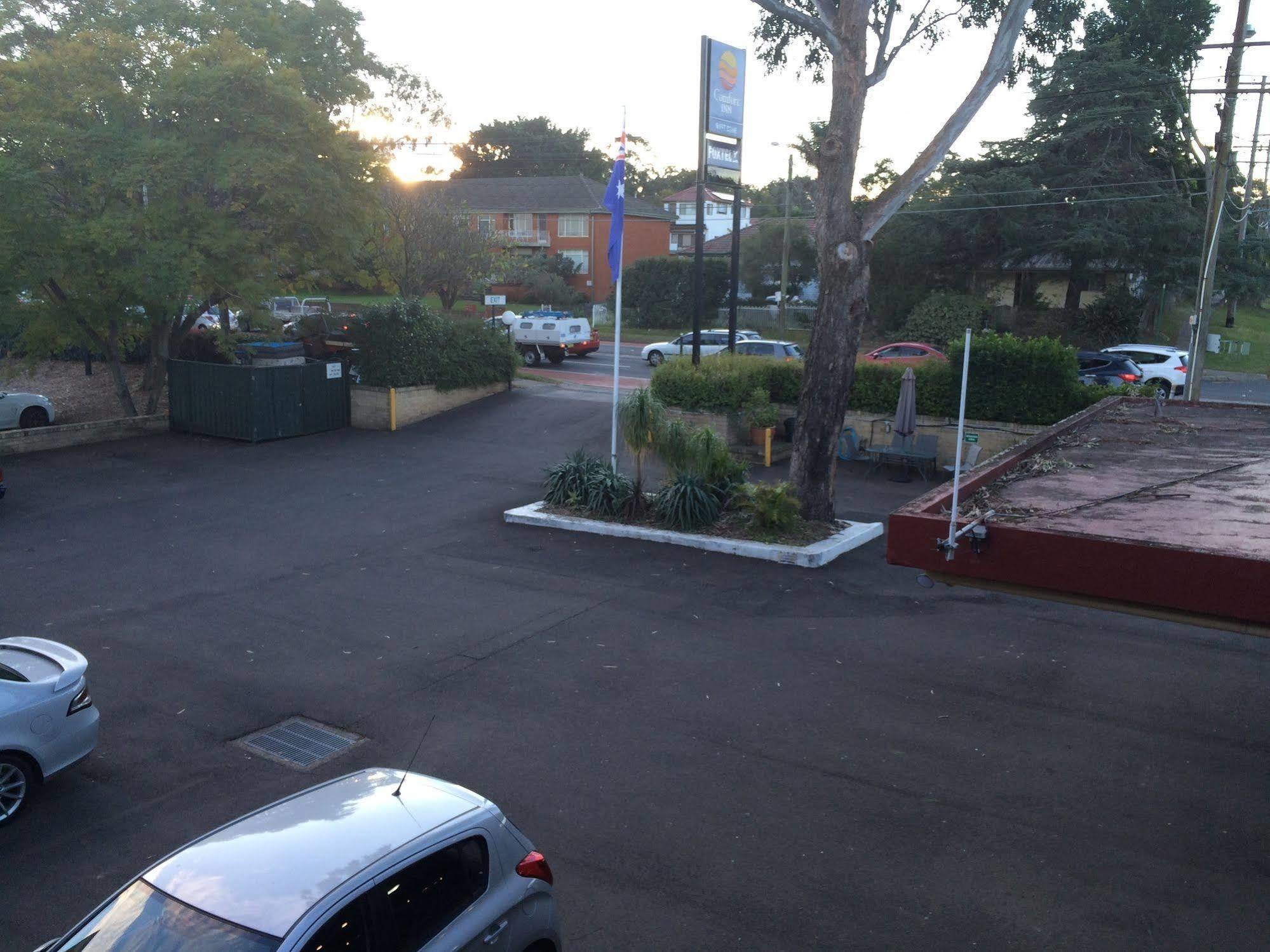 The Select Inn Ryde West Ryde Экстерьер фото
