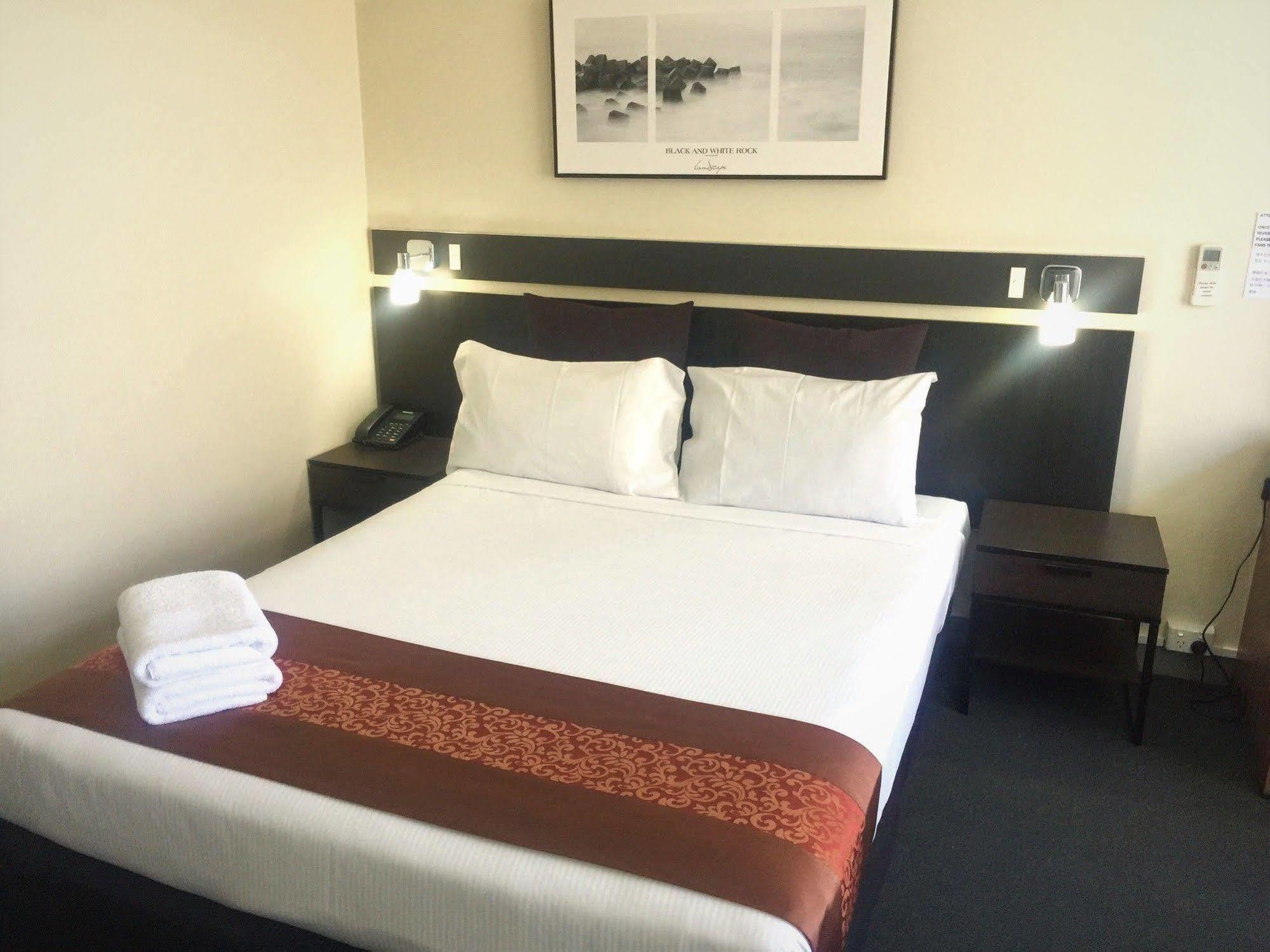 The Select Inn Ryde West Ryde Экстерьер фото