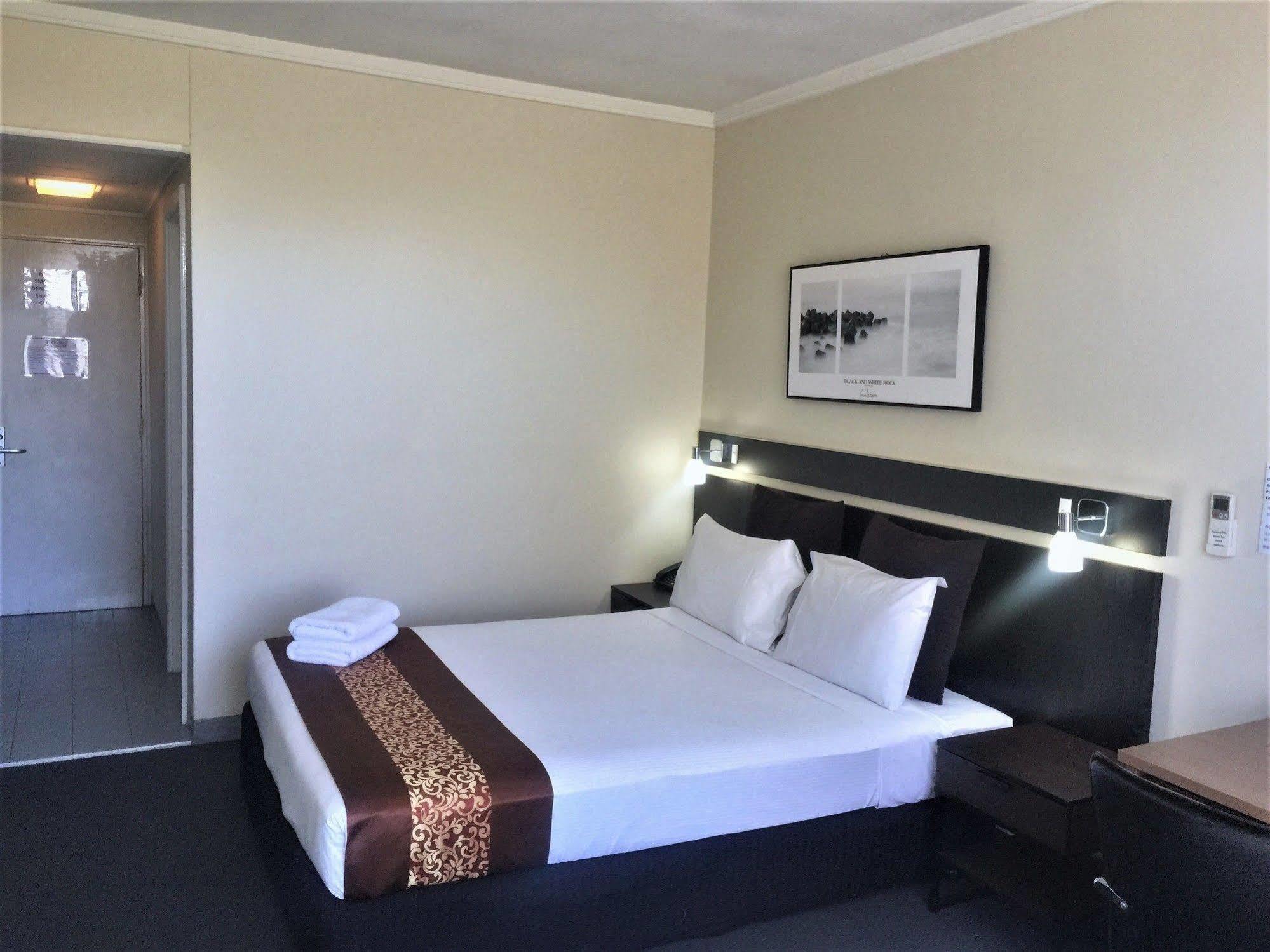 The Select Inn Ryde West Ryde Экстерьер фото