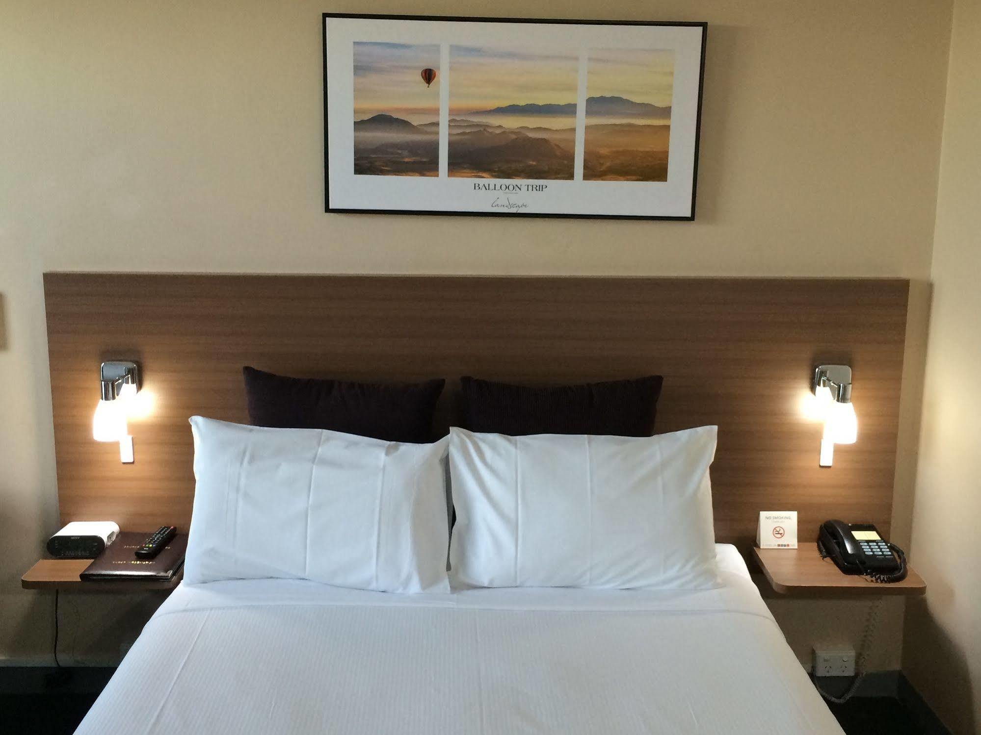 The Select Inn Ryde West Ryde Экстерьер фото